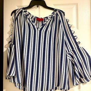 Jennifer Lopez navy and white size L with flowing sleeves